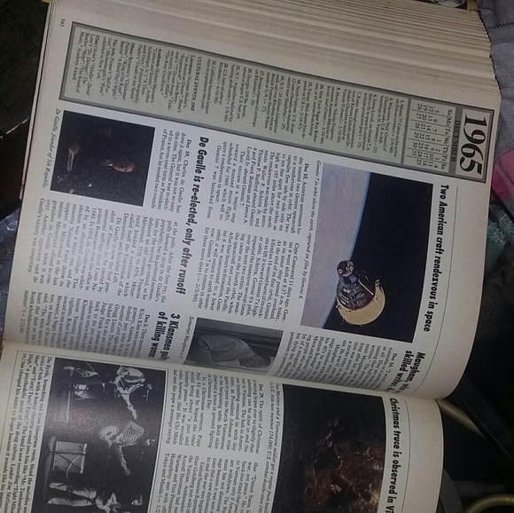 Chronicle of 20 Century book and very full of good information interesting - Picture 4 of 6